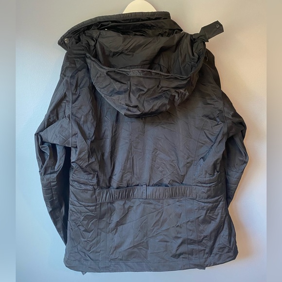 The North Face Jacket - Picture 2 of 6